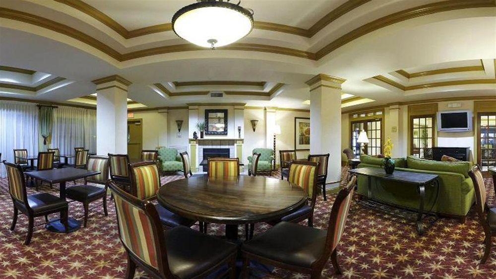 Holiday Inn Express Hotel & Suites Пел Сити Екстериор снимка